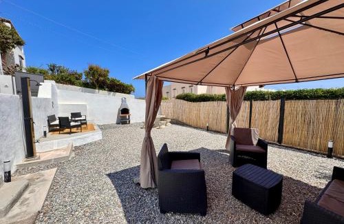 Santa Marina Salina Apartment | Villa Margherita - Appartamenti a due passi dal corso di Santa Marina Salina a 100 mt dalla spiaggia
