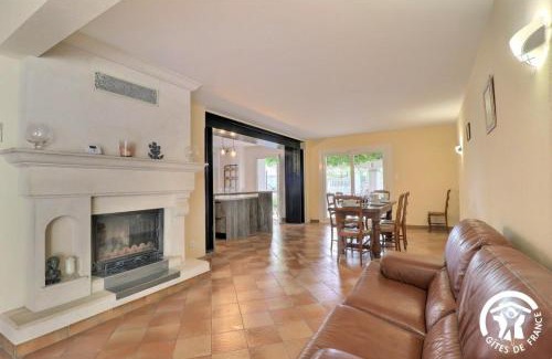 Saliers House | Villa Mariella