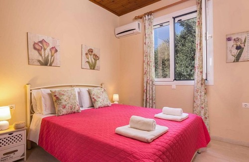 Agios Gordios Villa | Villa Marietta is recently renovated and 3 minutes walking from the beach.
