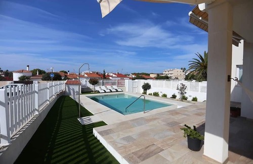 Cala en Forcat Ski Chalet | Villa Marina Calan Blanes