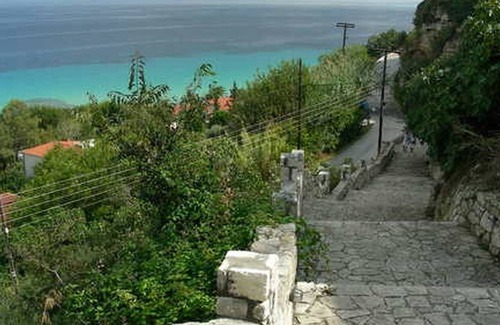 Afytos House | Villa Maro 1 Afytos -200 meters from the center of the traditional village