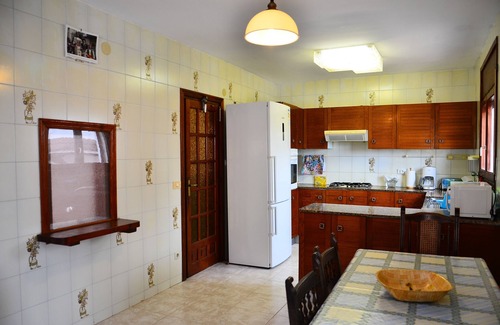 Les Tres Cales Villa | Villa Masia Llacuna with Private Pool, Terrace & Wi-Fi