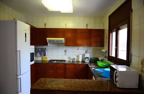 Les Tres Cales Villa | Villa Masia Llacuna with Private Pool, Terrace & Wi-Fi