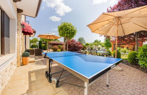 Primorski Villa | Villa Mediterra Varna 5bed pool&jacuzzi