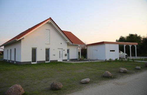 Trent House | Villa Meerfreude