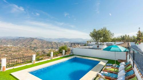 Almachar Villa | Villa Melendez Almachar by Ruralidays