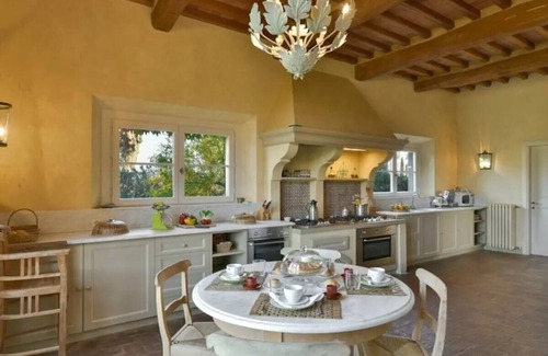 Castellaccia Villa | Villa Melissa - Stunning Tuscan Villa With Pool
