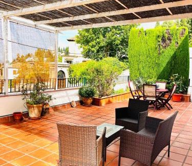 Granada City Center Villa | VILLA MERCEDES