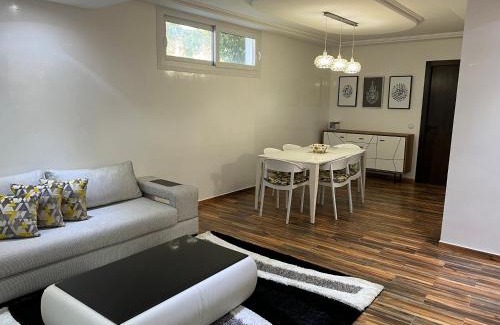 Hjar Ennhal Villa | Villa Merdi