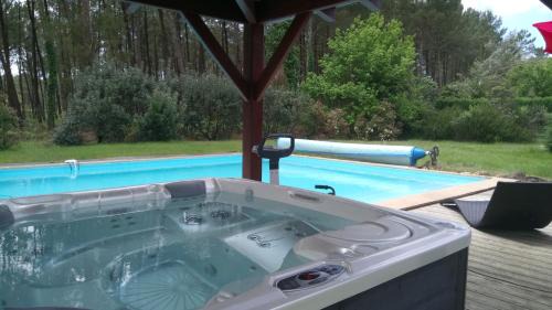 Messanges Villa | Villa Messanges (piscine & spa)