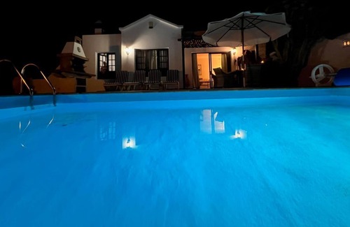 Playa Blanca Villa | Villa met private pool in the centre of Playa Blanca