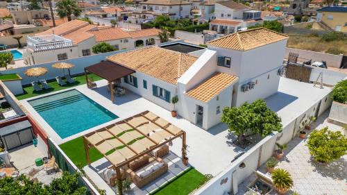 Torrevieja Villa | Villa MI LOLA