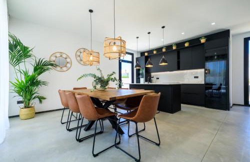 Torrevieja Villa | VILLA MI LUNA