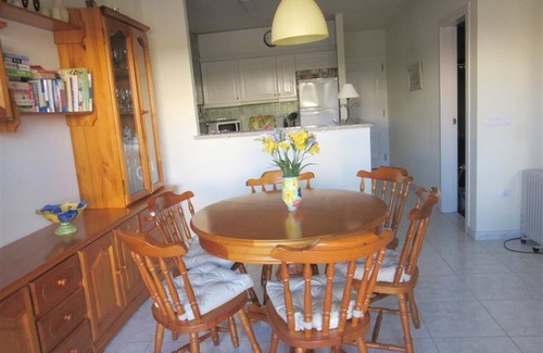 L'Escala House | Villa Mimoses with community pool and garden, A/C, WIFI and 300m to beach
