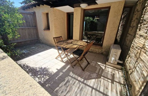 Serra-di-Ferro Villa | Villa 'Mini Albarossa' with Sea View, Private Pool and Air Conditioning