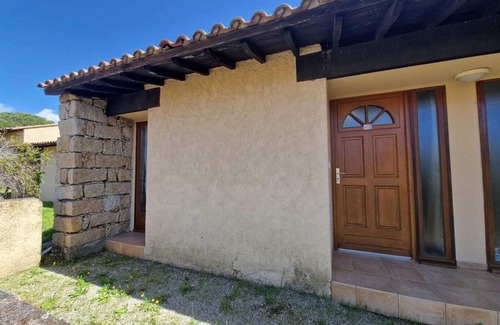 Serra-di-Ferro Villa | Villa 'Mini Albarossa' with Sea View, Private Pool and Air Conditioning