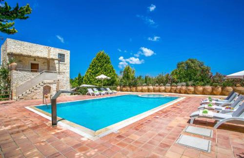 Kato Gouves Villa | Villa Minos by Villa Plus
