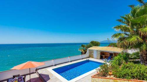 La Cala del Moral Villa | Villa Miramar Rincon de la Victoria by Ruralidays