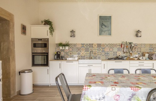 Noves Villa | Villa Mireillo - Cozy villa with private pool for 6p at only 200m from the Provencal village of Noves