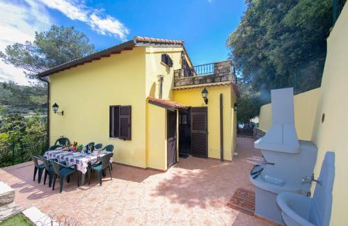 Camporosso Villa | Villa Monte Enrico - Pool And Whirlpool - Happy Rentals