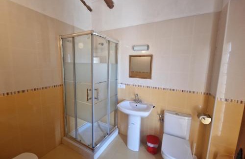 Elche De La Sierra Villa | Villa Montesa
