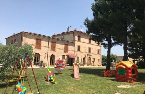 Monterubbiano Hotel | Villa Montotto