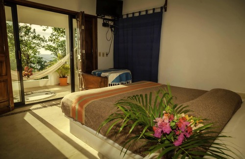 Puerto Angel Bed & Breakfast | Villa Mykonos/Suite