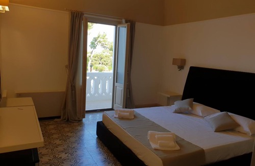 Mottola Hotel | Villa Natia