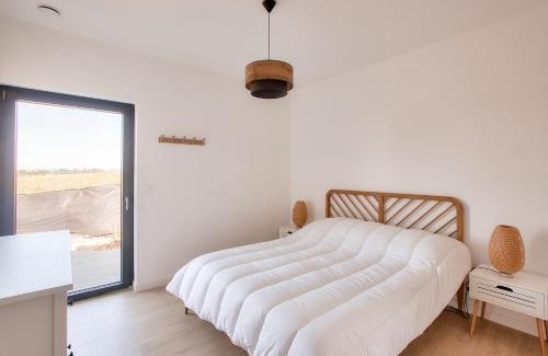 Pleneuf-Val-Andre House | Villa neuve avec piscine vue sur mer pour 9