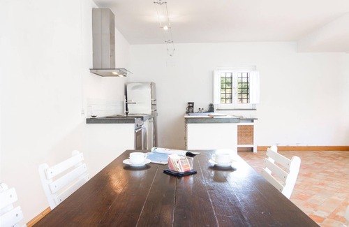 Castiglione di Sicilia House | 'Villa Nocellara' surrounded by vineyards