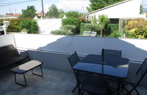 Le Thor Villa | VILLA NOUNOU