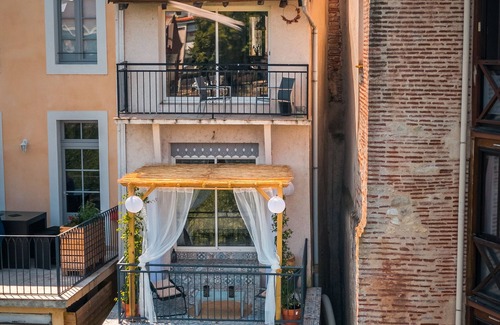 Villeneuve-sur-Lot House | Villa Nueva, Original Home Rental !