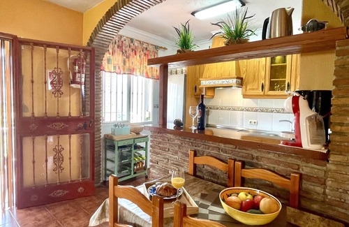Frigiliana Villa | VILLA NURIA WITH PRIVATE POOL,2 KM TO DE BEACH. AC/WIFI/ALARM/PARKING