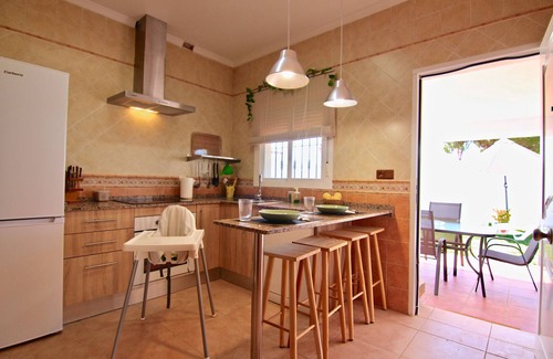 Chiclana de la Frontera House | Villa 'Olivos 1d' with Private Pool, Private Terrace and Wi-Fi