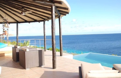 Kralendijk Villa | Villa Oceane - Ocean Front, Infinity Pool, Set up for Divers, Gated Community