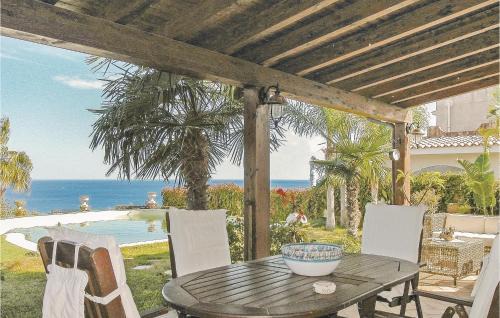 Torre Colonna-sperone House | Villa Oceania