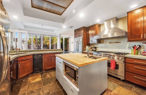 Altadena Villa | Villa of 100 Games - 4BR with Heated Pool & Spa