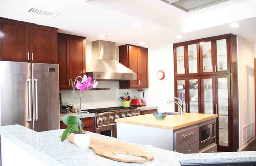 Altadena House | Villa of 100 Games With Heated Pool Spa