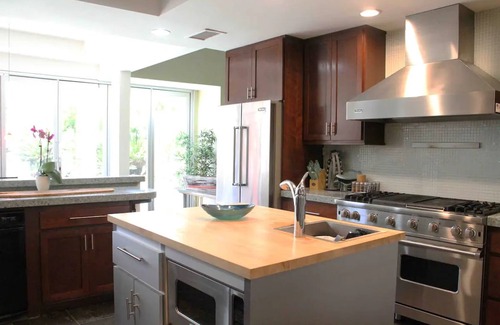 Altadena House | Villa of 100 Games With Heated Pool Spa
