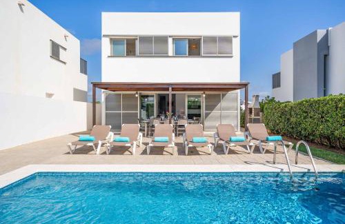 Cala'n Bosch Villa | Villa Oleander