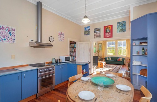 Hahei House | Villa on Pa - Hahei Holiday Home
