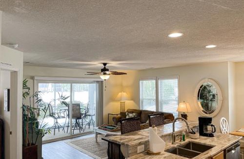 St. James Apartment | Villa On The Green - Full Condo