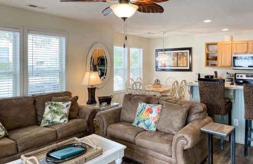 St. James Apartment | Villa On The Green - Full Condo