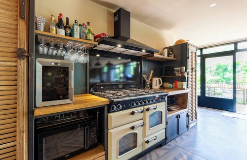 La Ciotat Villa | Villa "Osez Adélaïde" with Private Indoor Pool