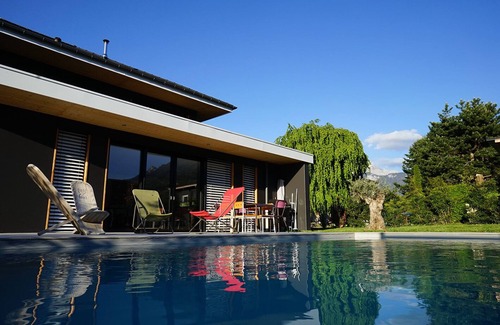 Saint-Jorioz House | VILLA OSSATURE NEW WOOD WITH SWIMMING POOL in residential area
