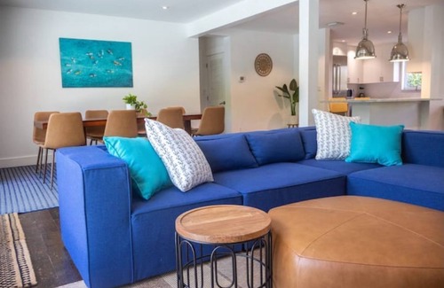 South Lake House | Villa Palma: Hollywood Beach Walk-Private Pool & Tiki Hut-October November Deal
