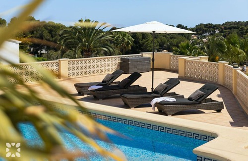 Pinar del Advocat Villa | Villa PALMS by Abahana Villas