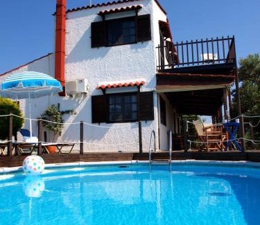 Platanias Villa | Villa Papoura Homeleader