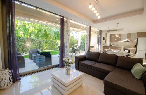Villajoyosa Villa | VILLA PARADISE BEACH