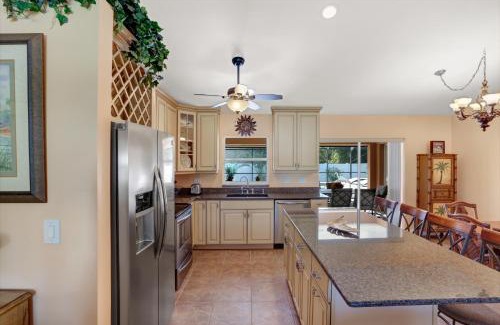 Pelican Villa | Villa Paradise